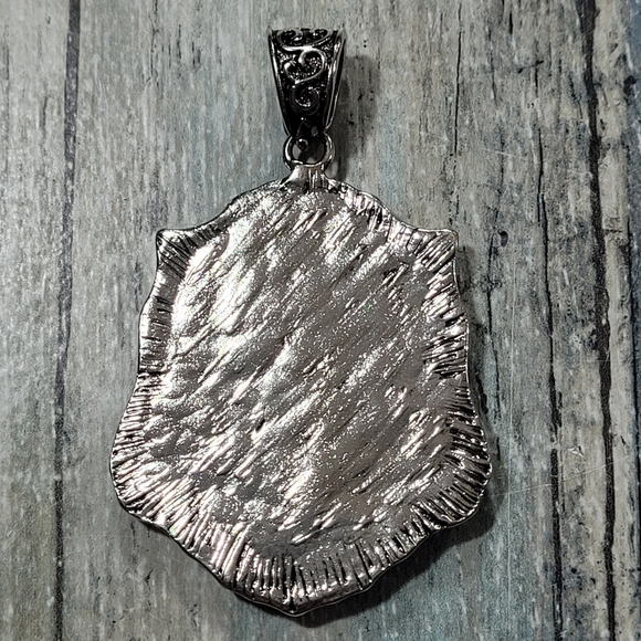 Silver and Pink "R" Initial Pendant - Picture 2 of 6